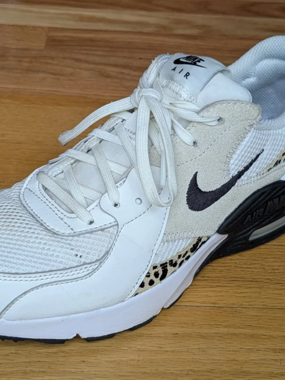 Nike Air Max Excee Leopard (women's 9)